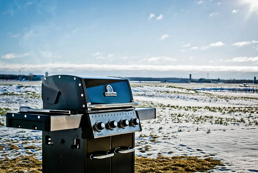Broil King Baron 420 gassgrill med fire brennere og 12,4 kW