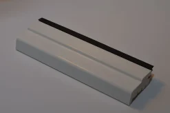 Bunnglasslist 16x16x28 2,5m