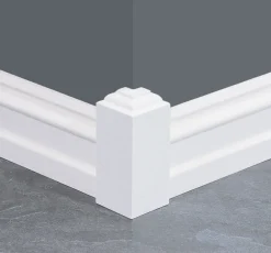 Gulvkloss utvendig 40x40x115 mm hvitmalt