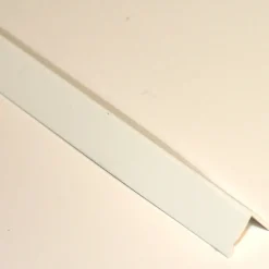 Hjørnelist PVC hvit 12x12 2,5m