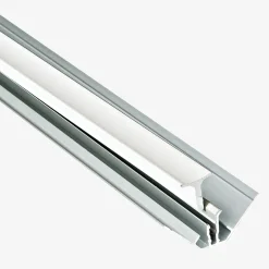 Hjørneprofil innv todelt hvit 3000 monteringslist aluminium