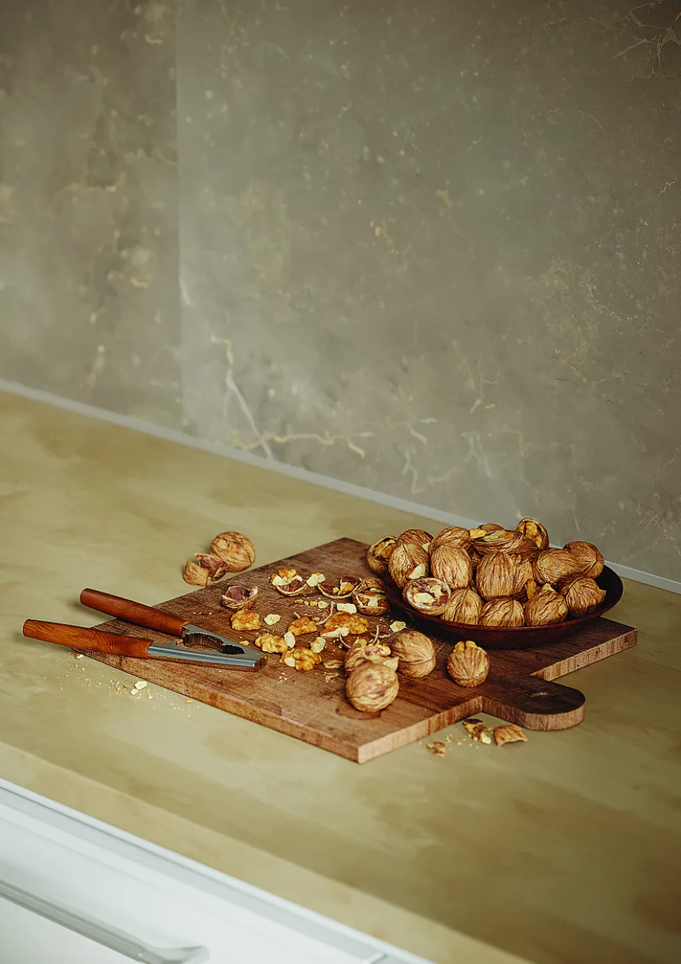 Kjøkkenplate brown marble slett overflate 10x620x580