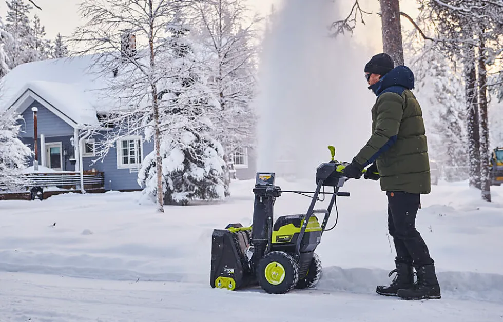 Ryobi snøfreser RY36STX56A-250 batteridrevet