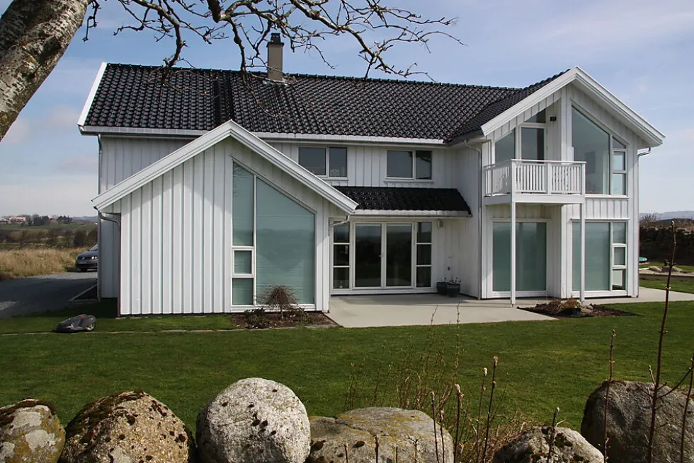 Takstein vhv vario sort gl 738 forbruk 14,6-16,1 stk/m2 koramic