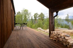 Terrassebord royalimpregnert brun furu glatt 28x145 mm