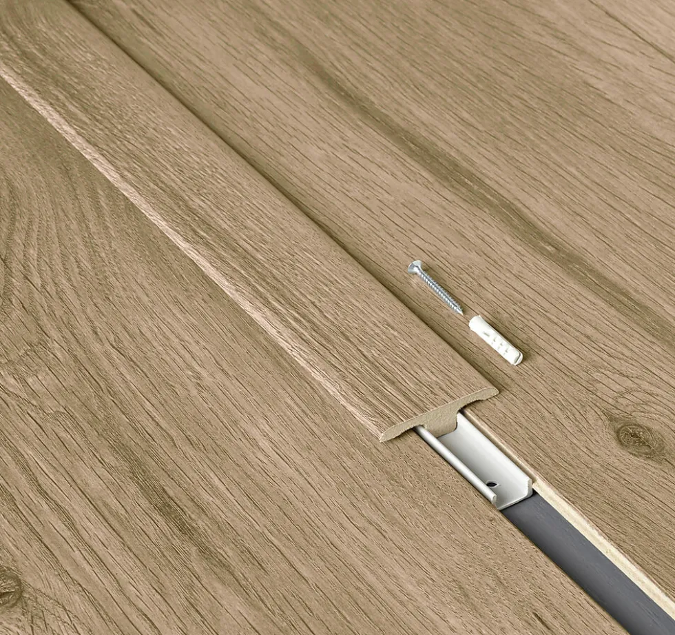 T-list 2400x11,1x44 mm eik København