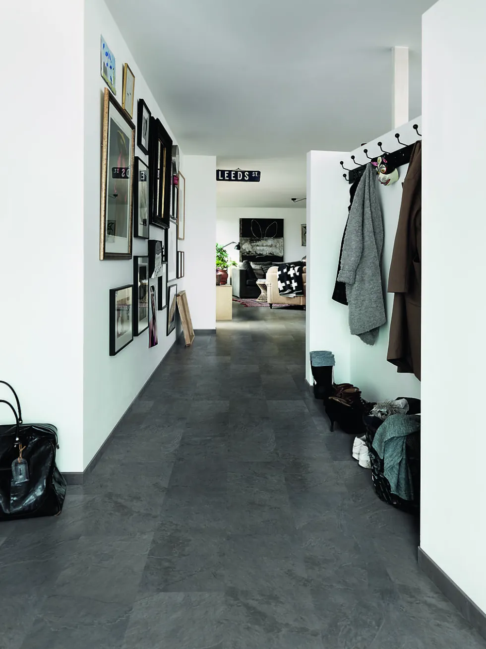 Vinylgulv Pergo Aura Pro Black Scivaro Slate